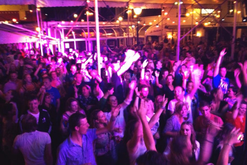 Luxe Show (€325,-)